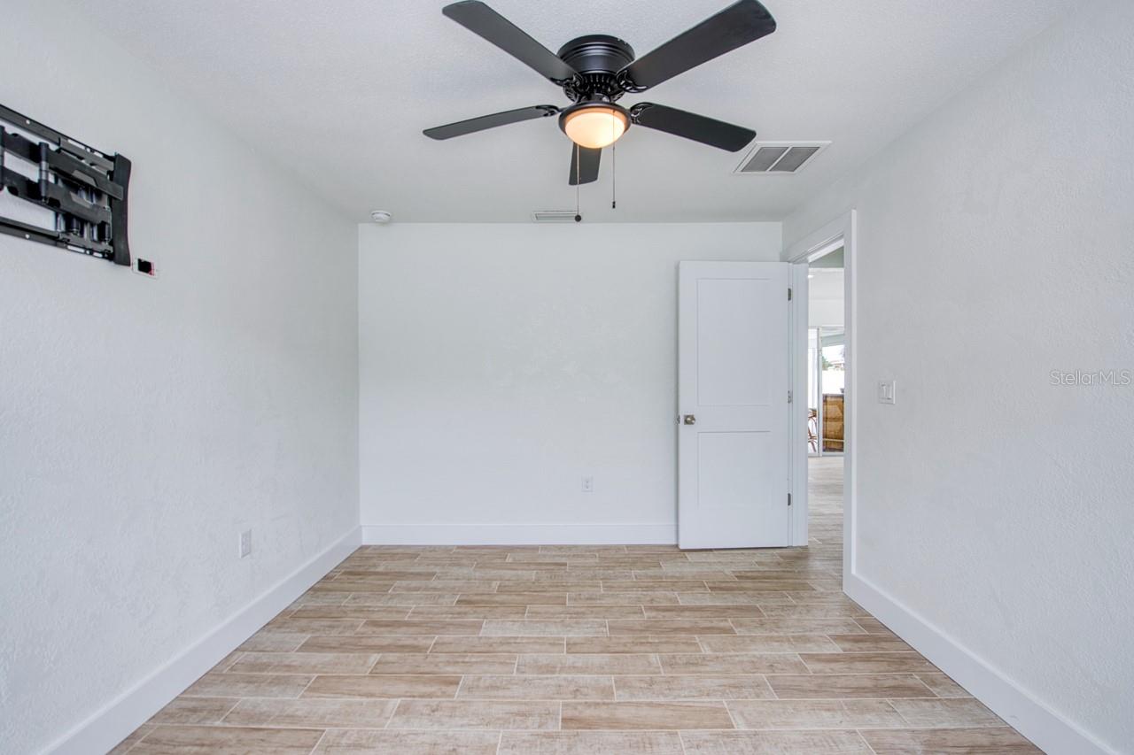 12125 6TH ST E — photo 33