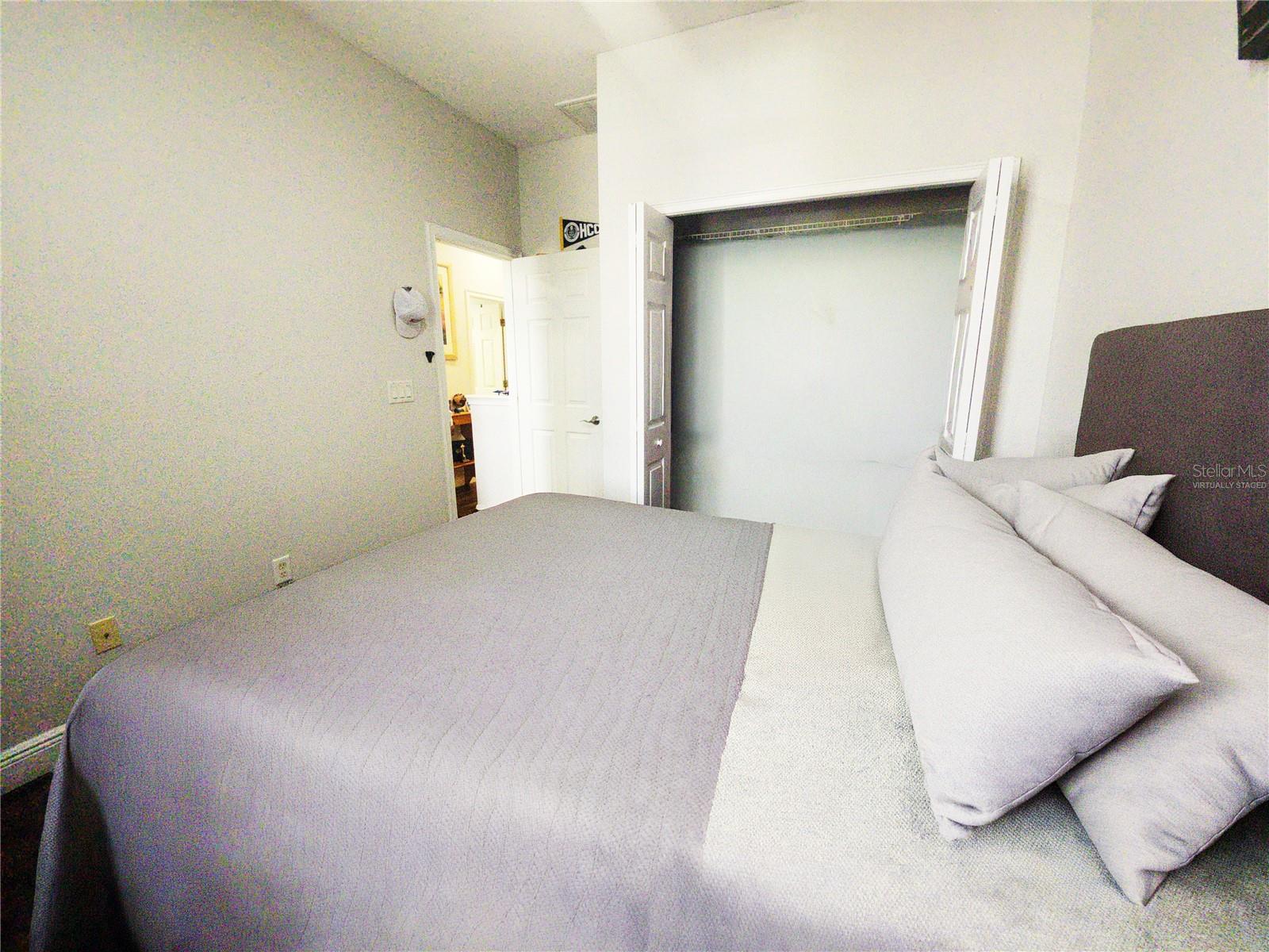 8604 TIDAL BREEZE DR — photo 19