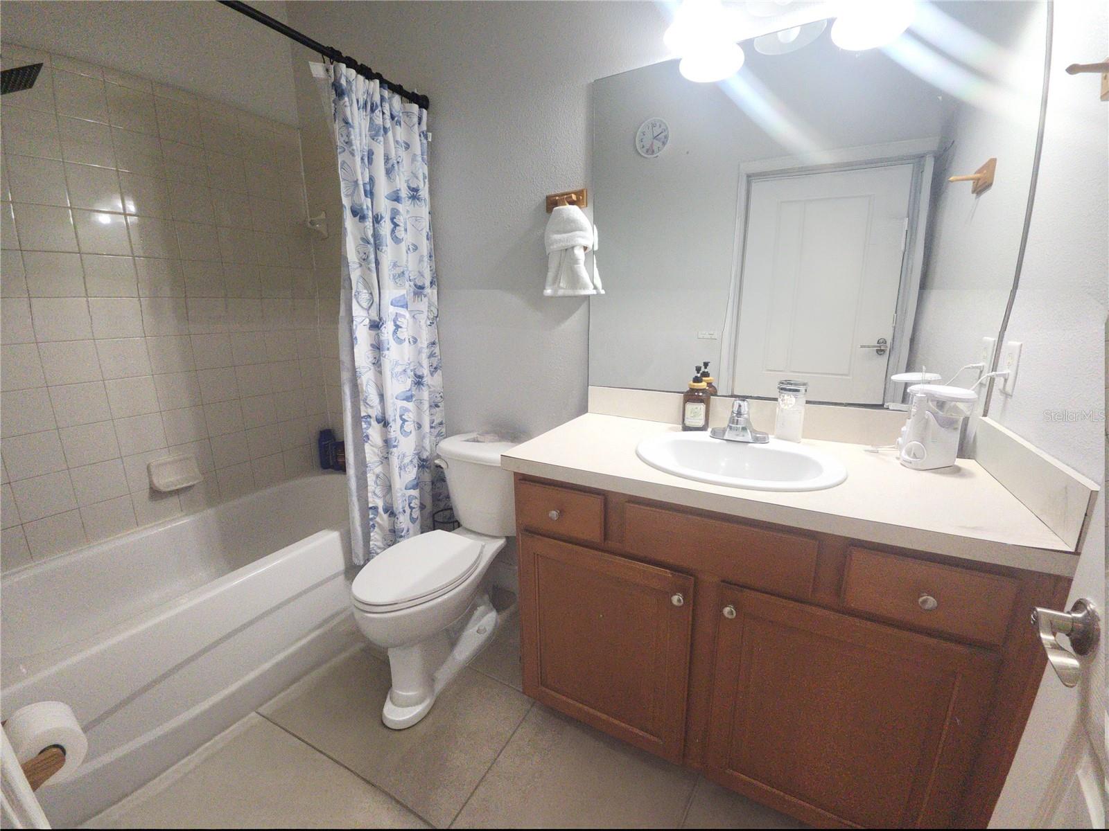 8604 TIDAL BREEZE DR — photo 20