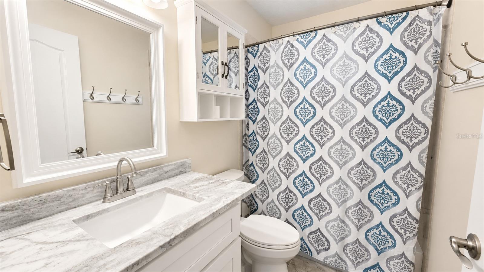 6441 SILVER OAKS DR — photo 23