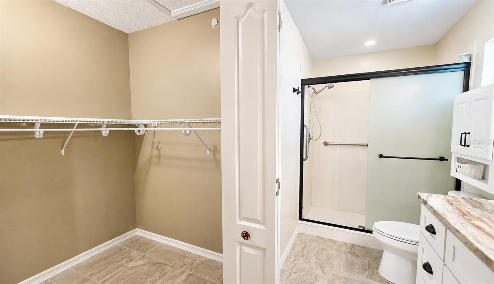 6441 SILVER OAKS DR — photo 19