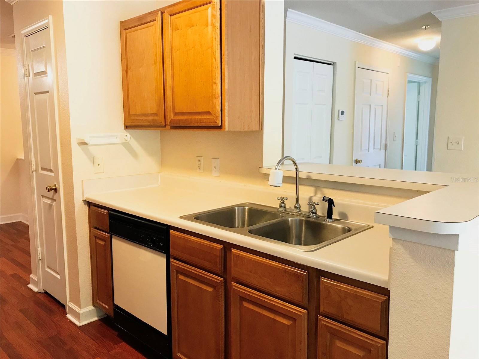 18557 BRIDLE CLUB DR #18557 — photo 8