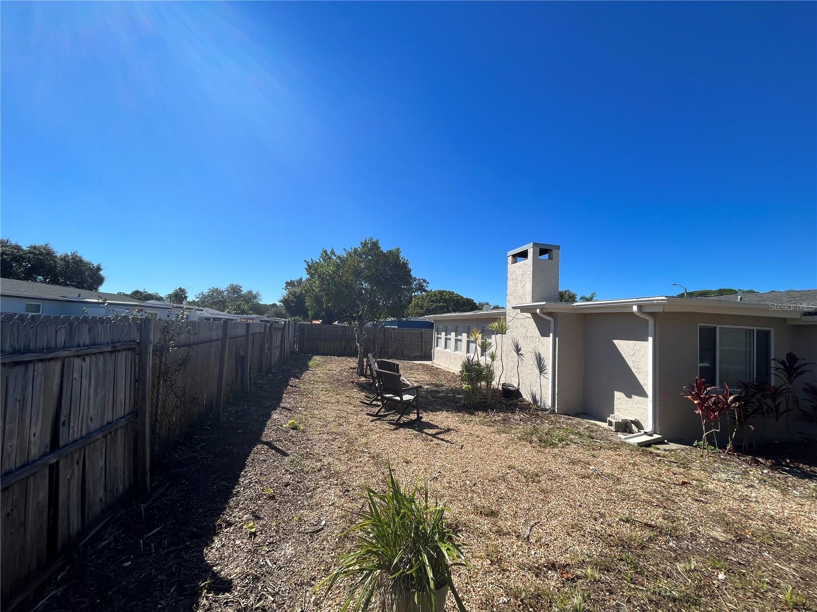 3314 COLUMBUS DR — photo 28