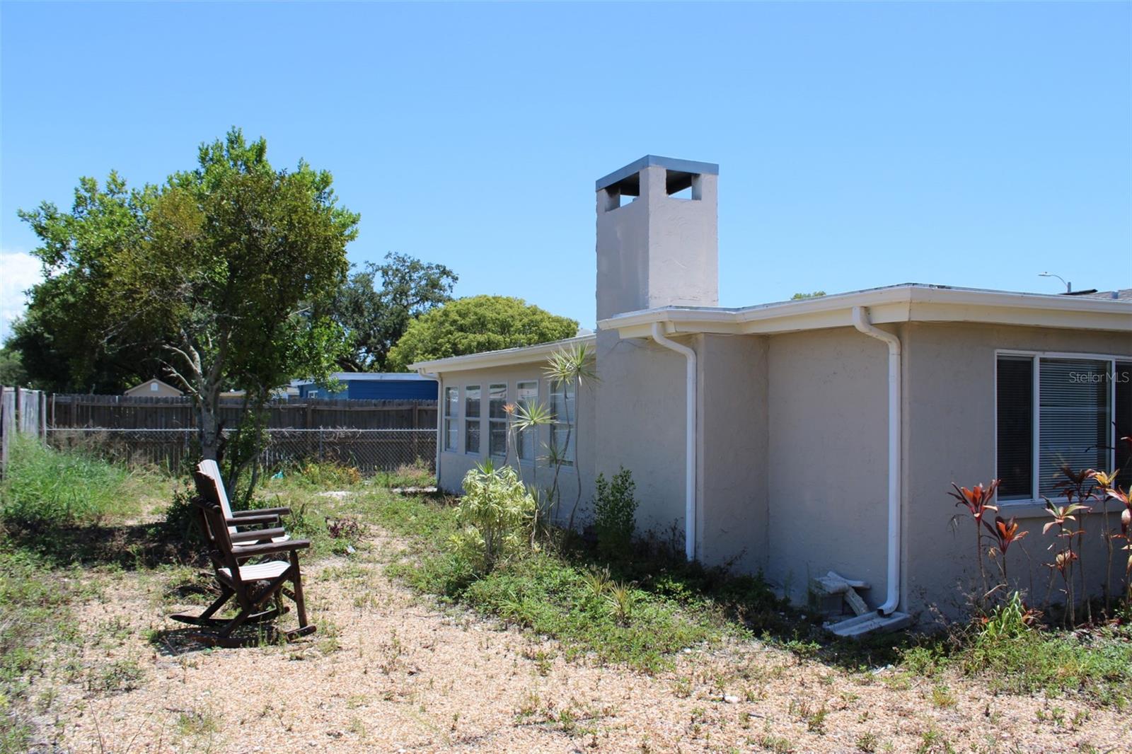 3314 COLUMBUS DR — photo 31