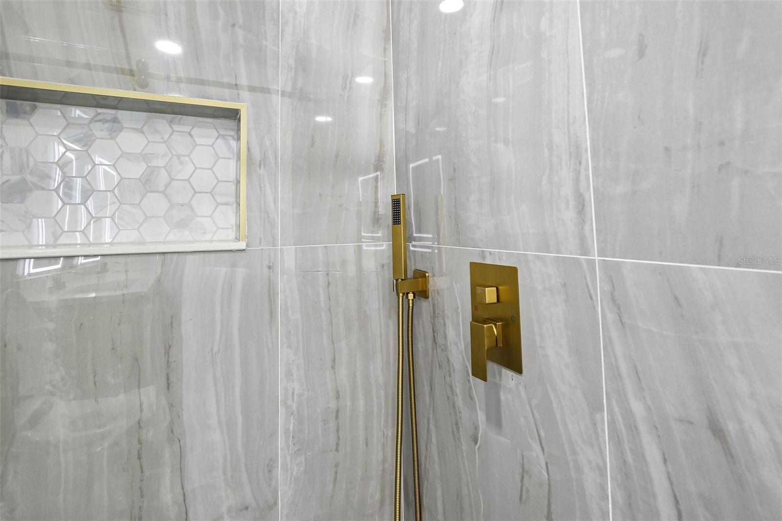 2230 ALBRIGHT DR — photo 15