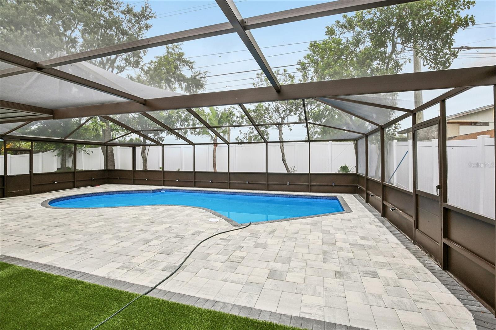 2230 ALBRIGHT DR — photo 34