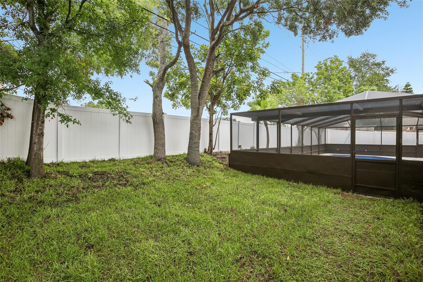 2230 ALBRIGHT DR — photo 35