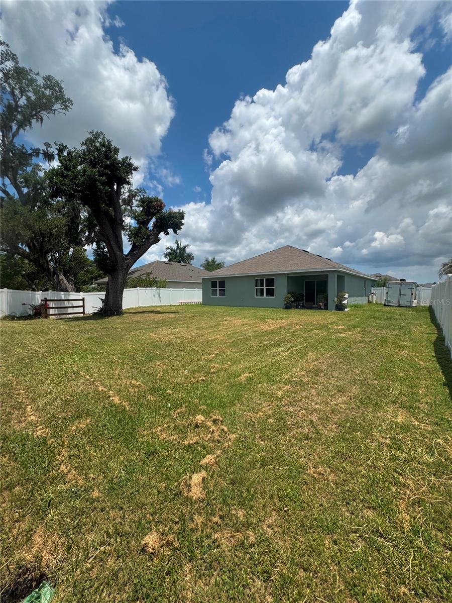 7023 57TH TER E — photo 33