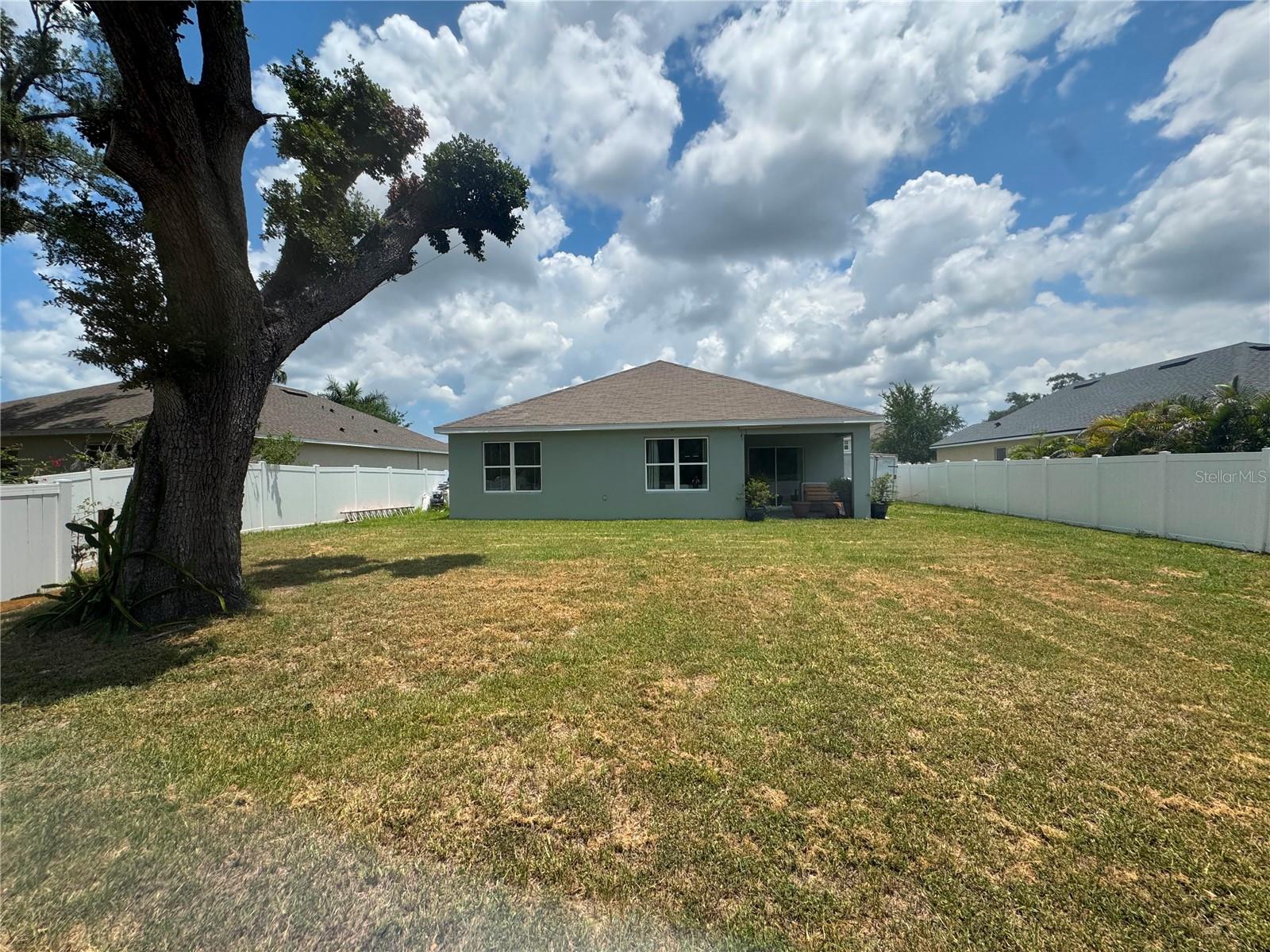 7023 57TH TER E — photo 32