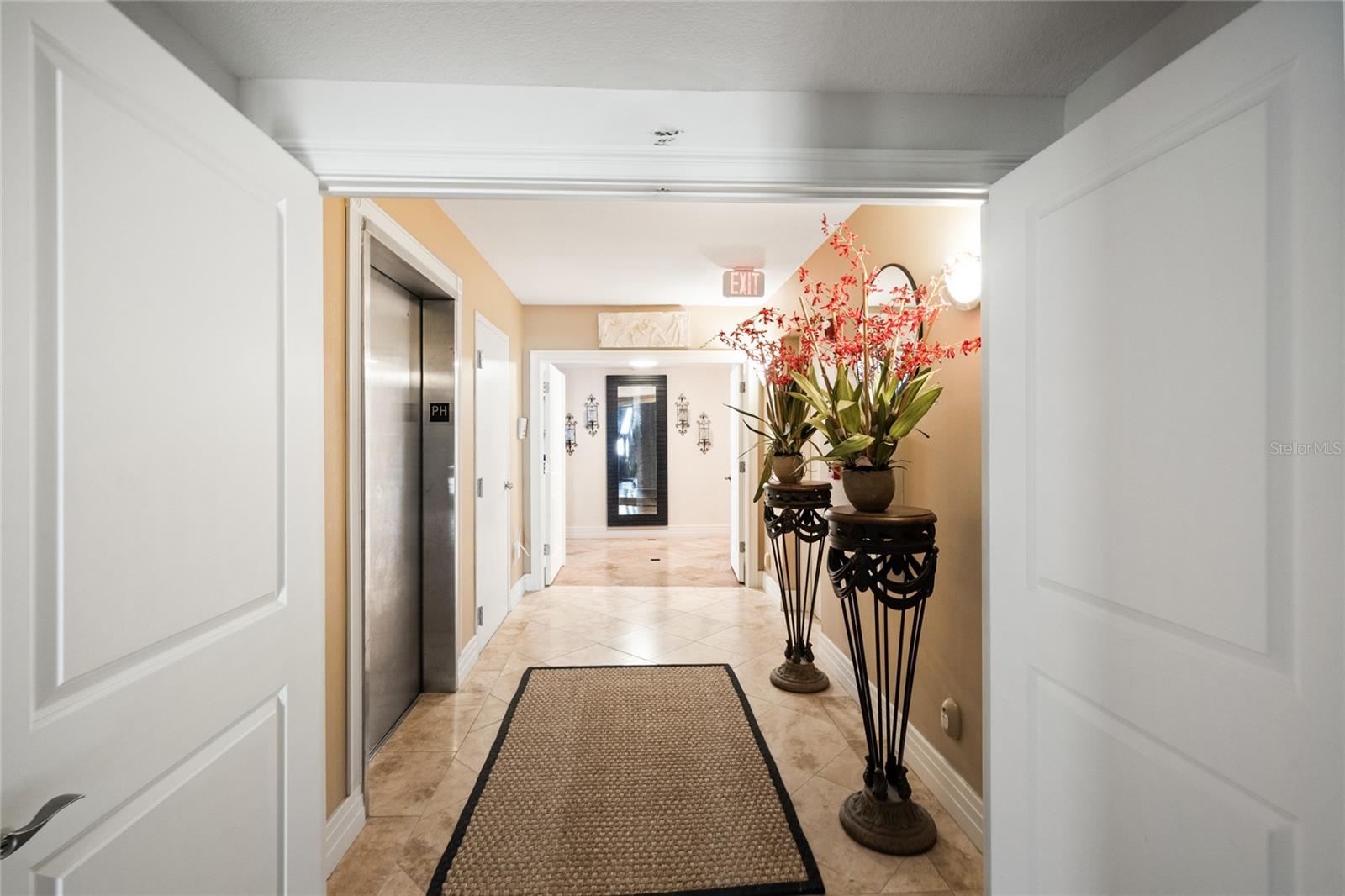 1350 GULF BLVD #901 — photo 2