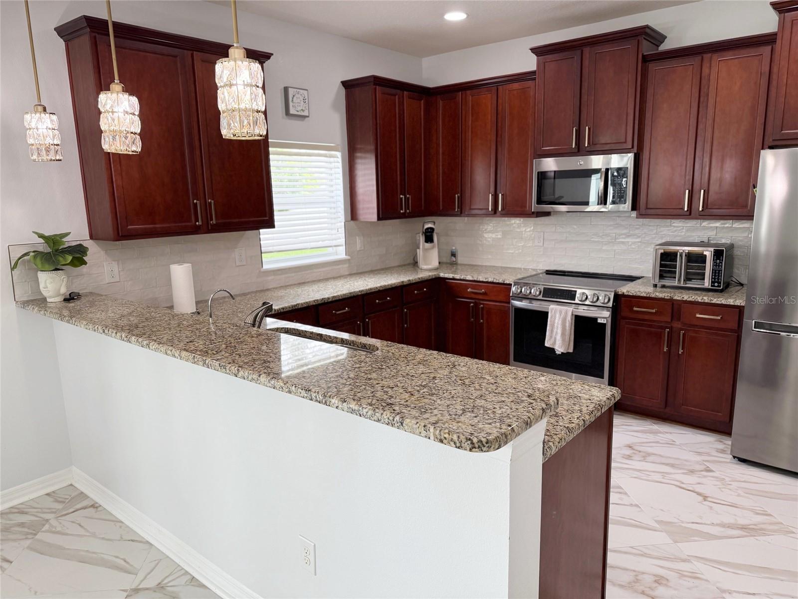 12236 FAIRLAWN DR — photo 6