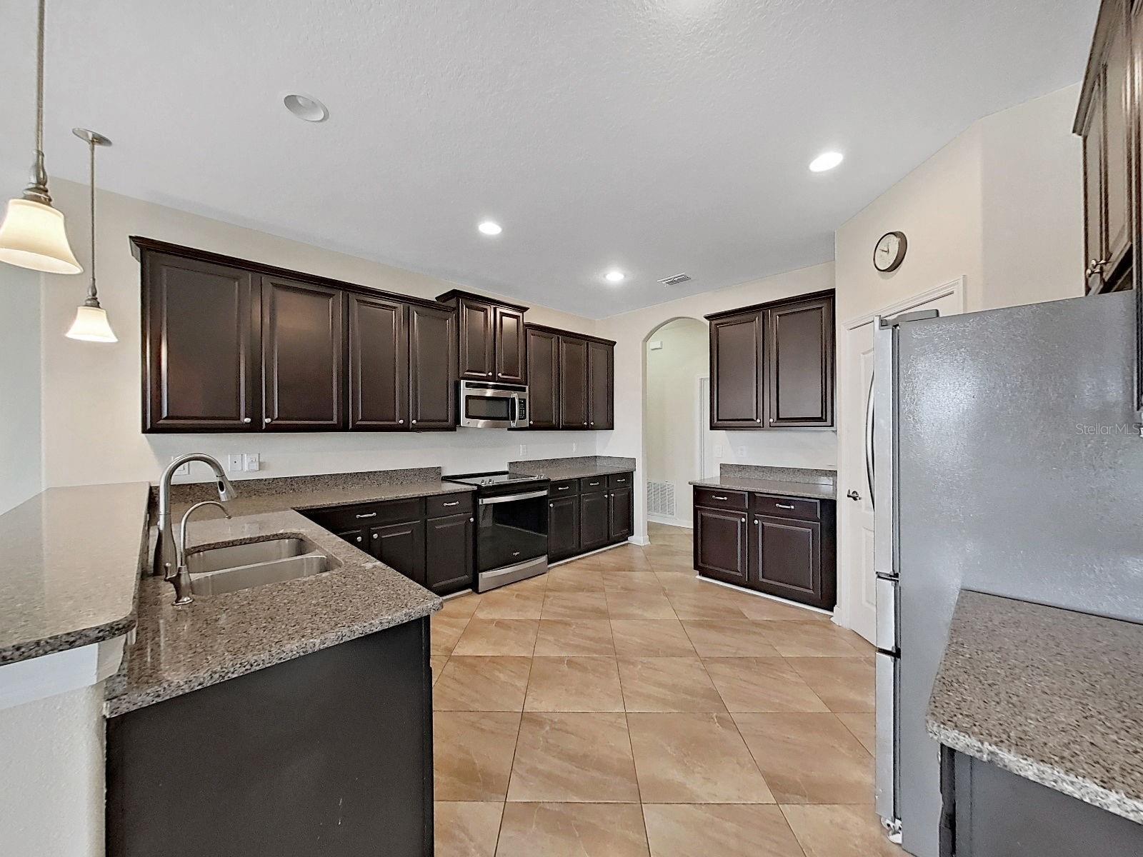 2422 ALLEGHENY VALLEY ST — photo 41