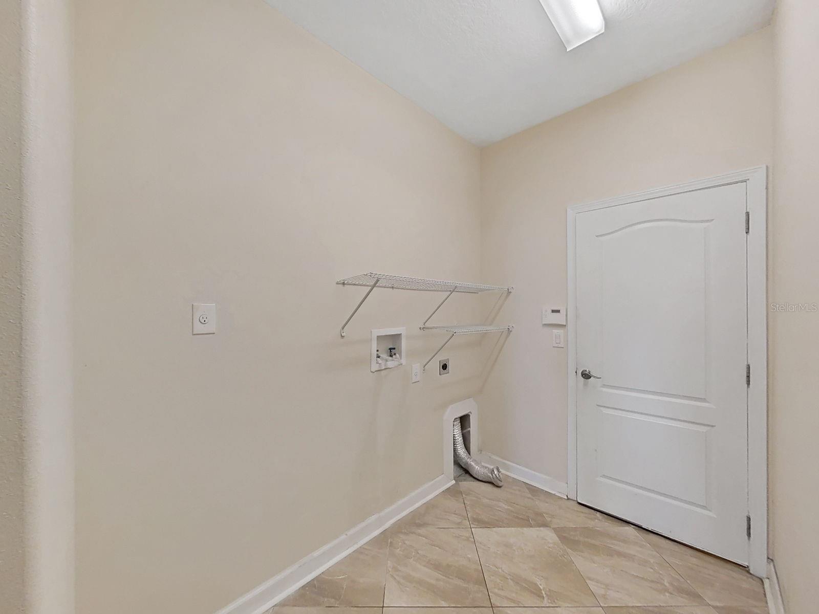 2422 ALLEGHENY VALLEY ST — photo 36