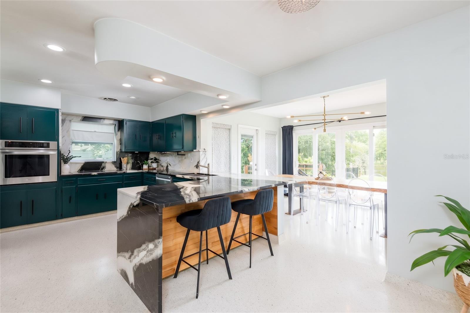 7308 N OLA AVE — photo 15