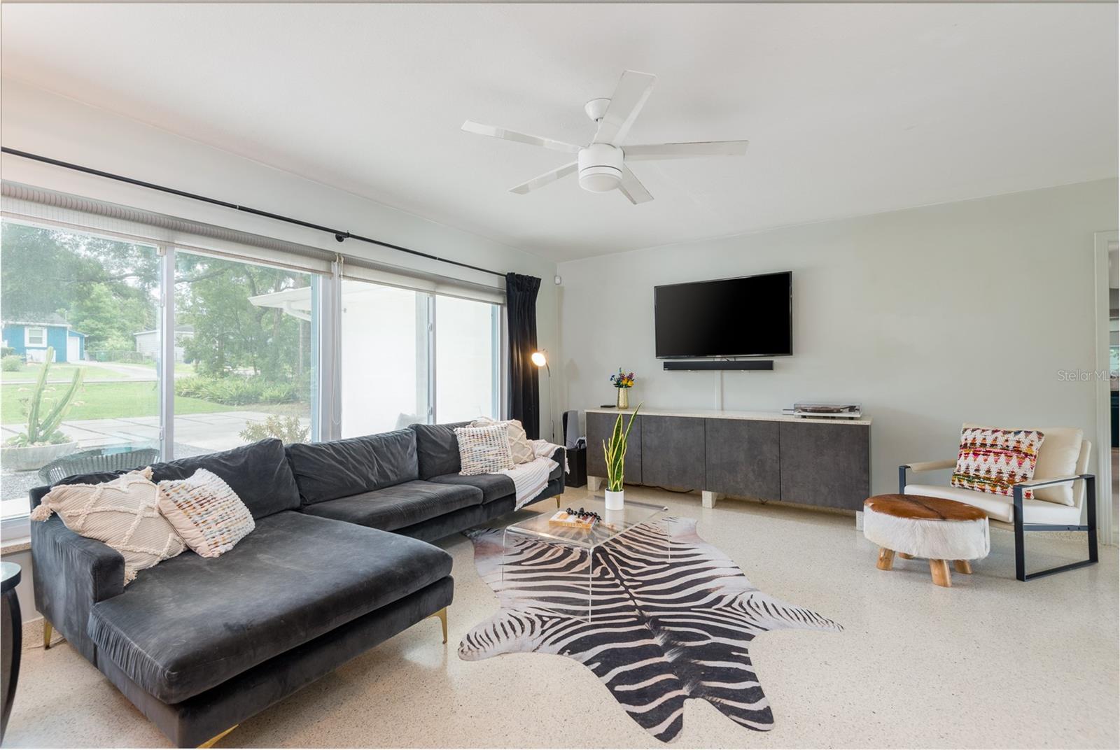 7308 N OLA AVE — photo 10