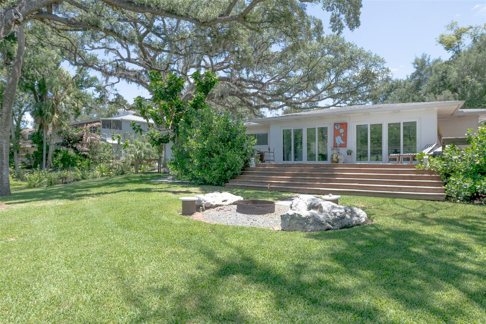 7308 N OLA AVE — photo 24