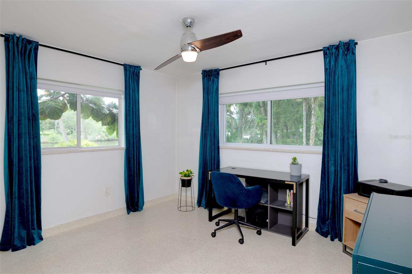 7308 N OLA AVE — photo 39