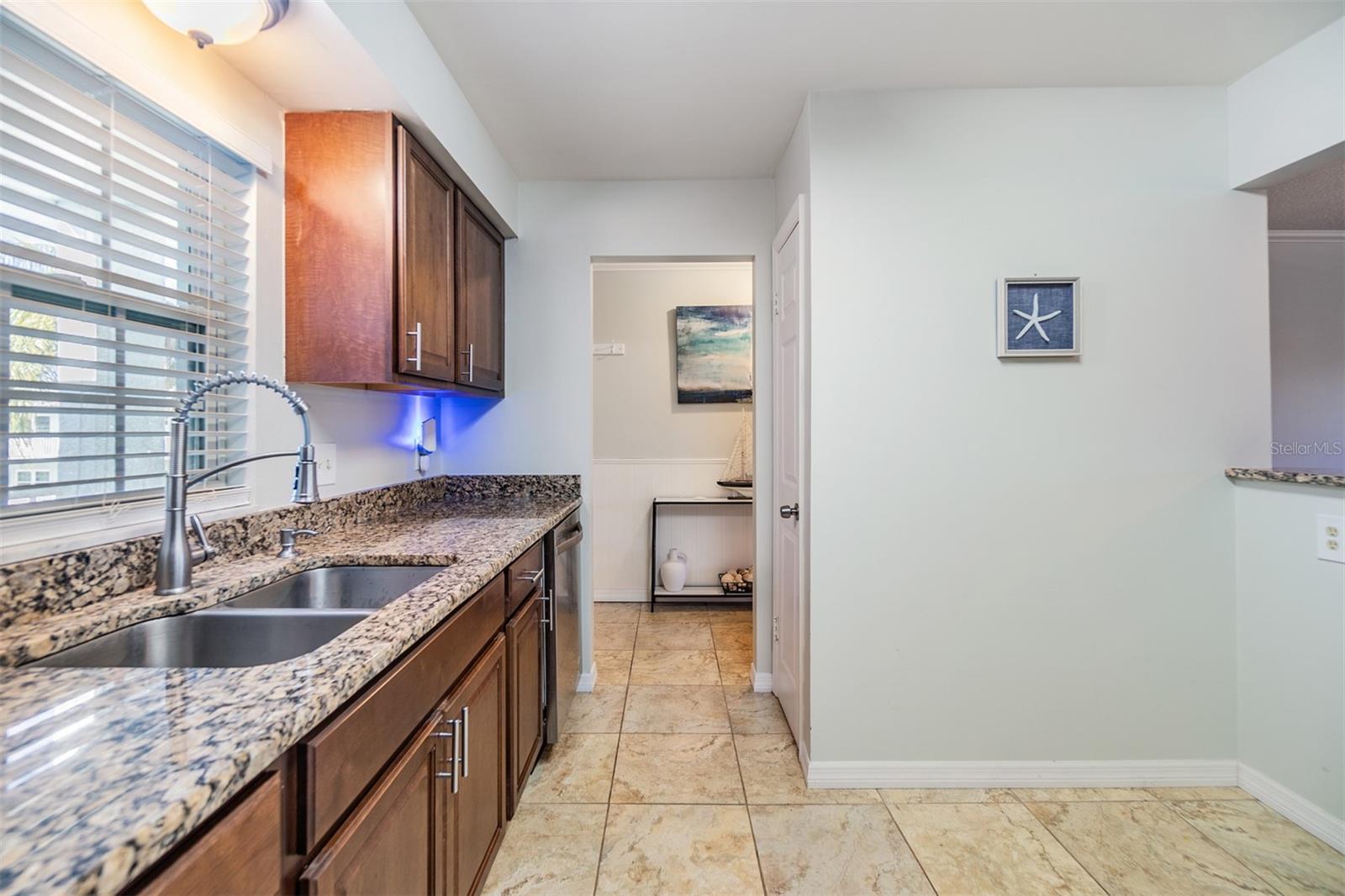 701 POINSETTIA RD #306 — photo 7