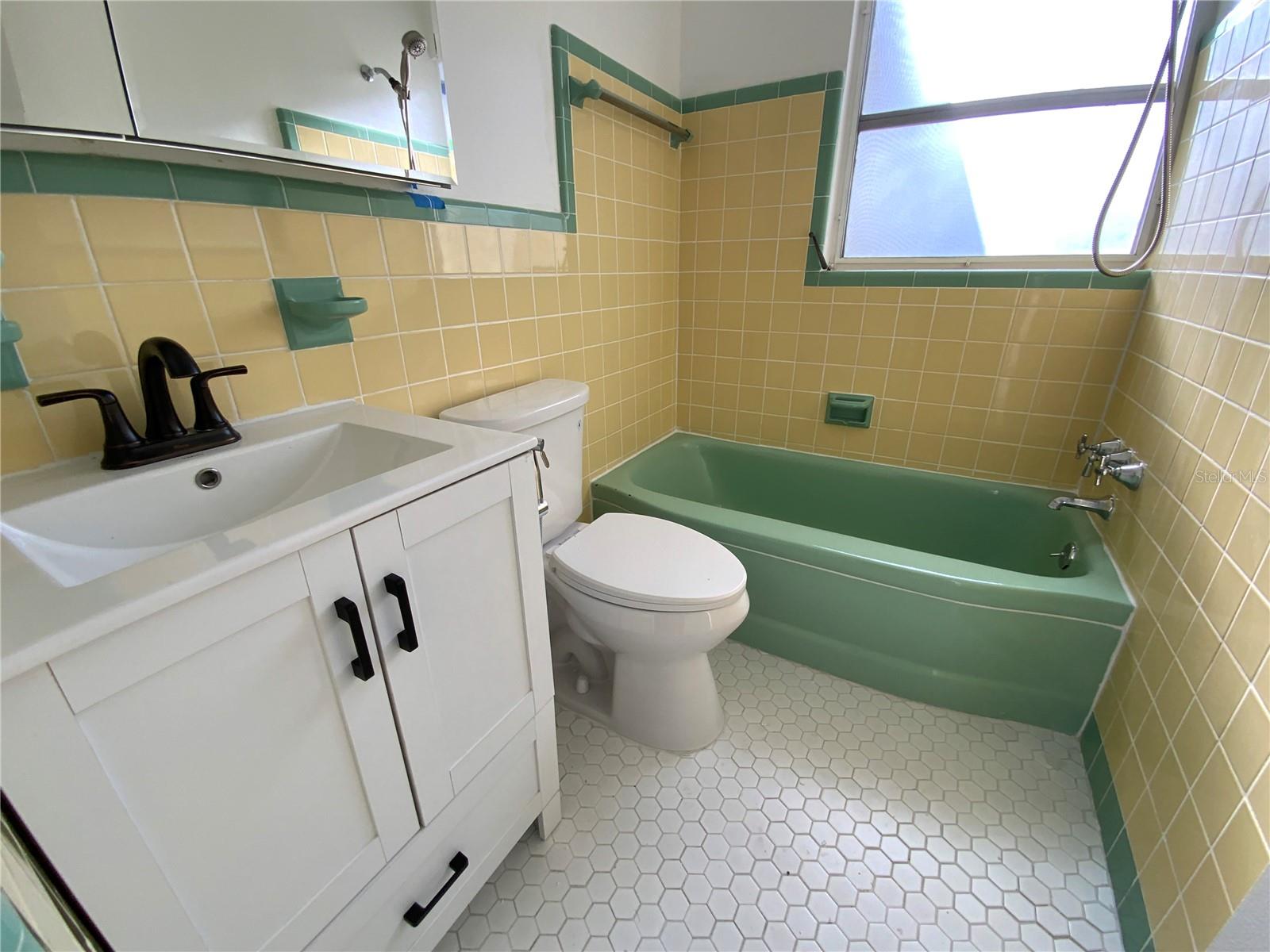 1404 COREY WAY S — photo 9