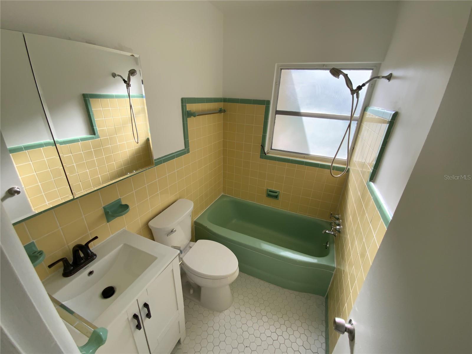 1404 COREY WAY S — photo 10