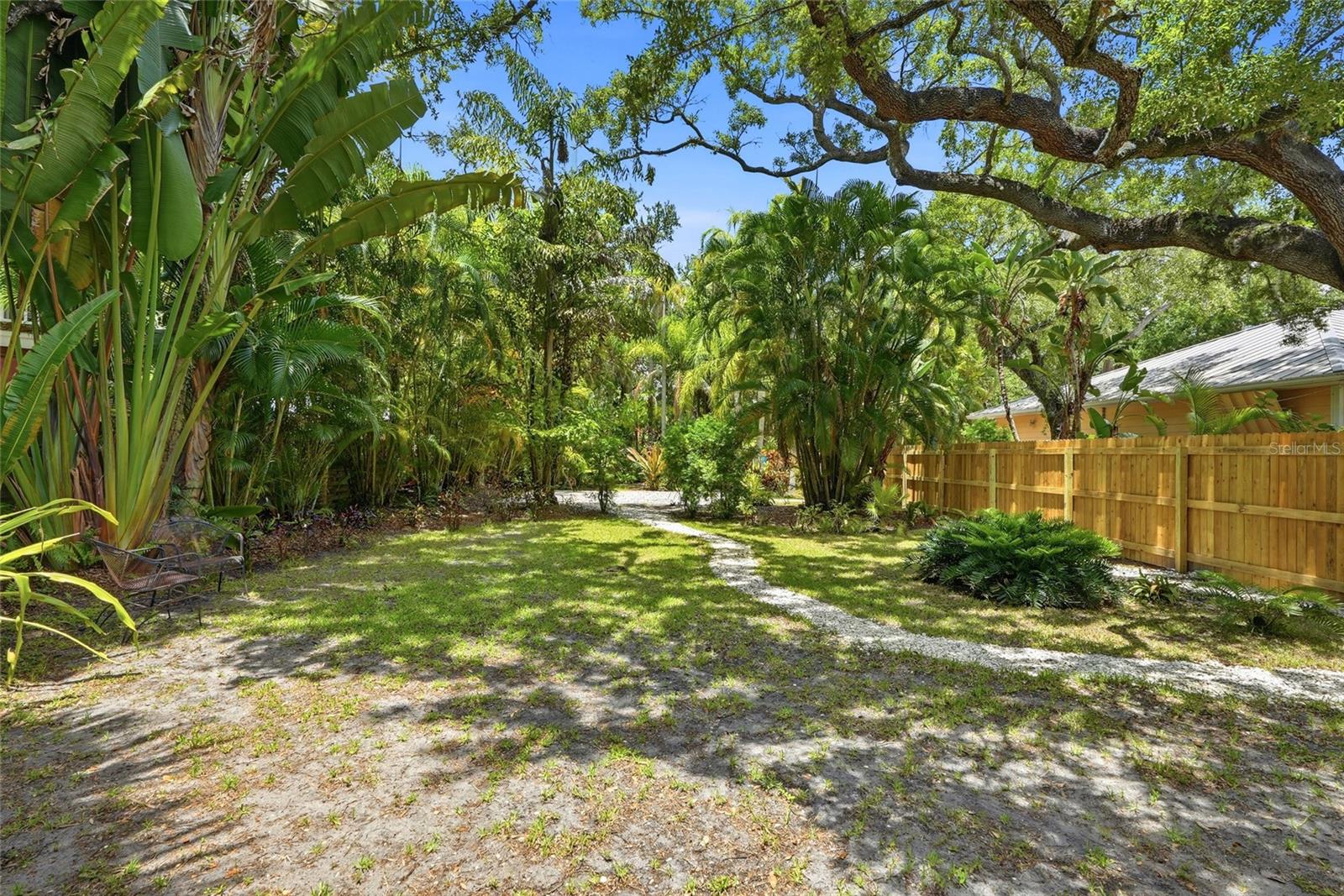 Lot 14 E MARSHALL ST — photo 15