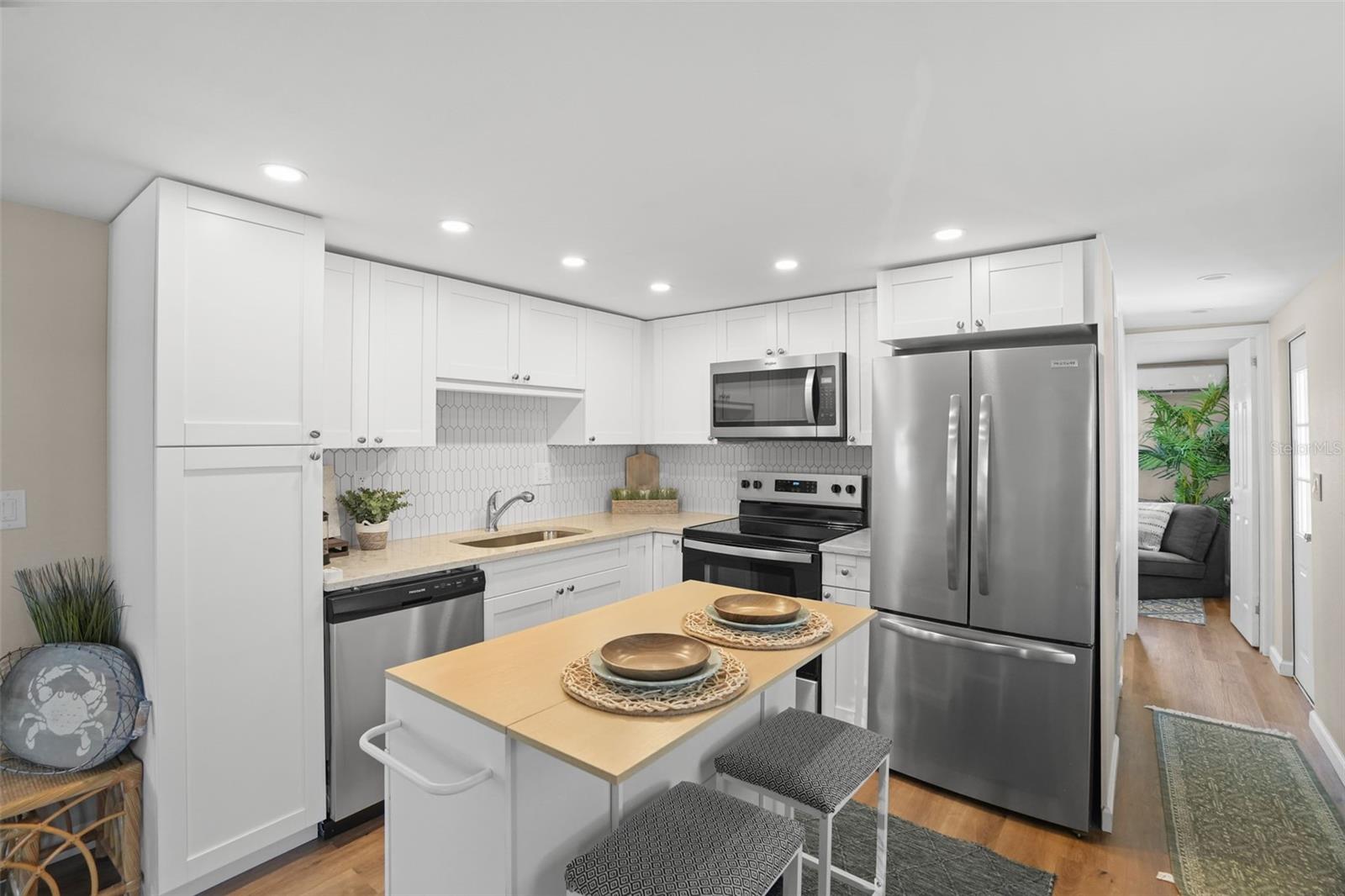 7244 MOUNT FAIRFIELD RD NE #530 — photo 4