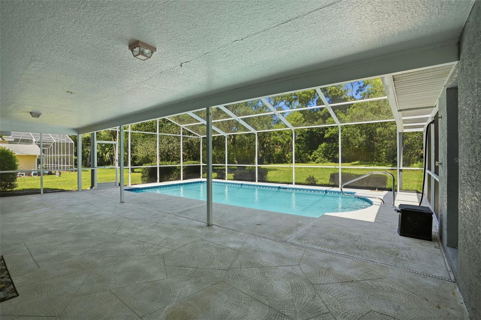 18451 WINDING OAKS BLVD — photo 56