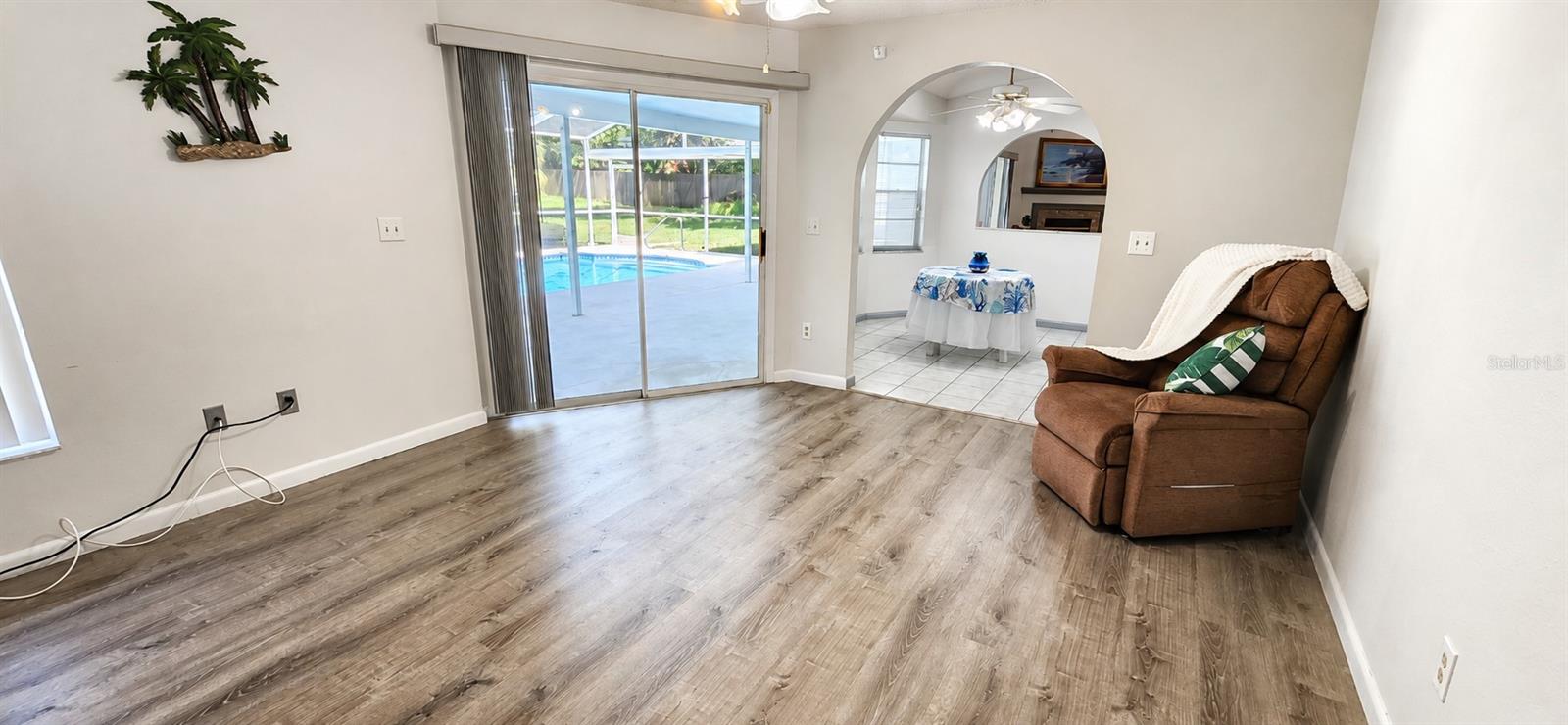 18451 WINDING OAKS BLVD — photo 28