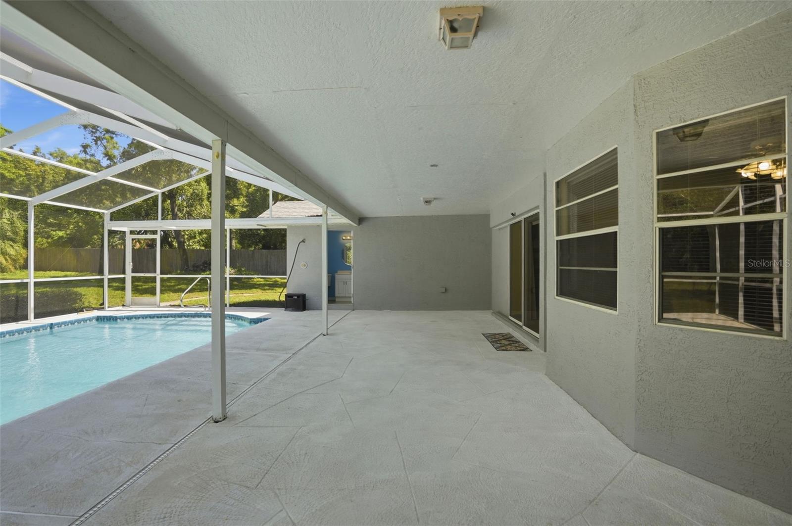 18451 WINDING OAKS BLVD — photo 59