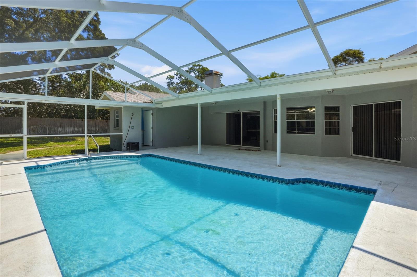 18451 WINDING OAKS BLVD — photo 33