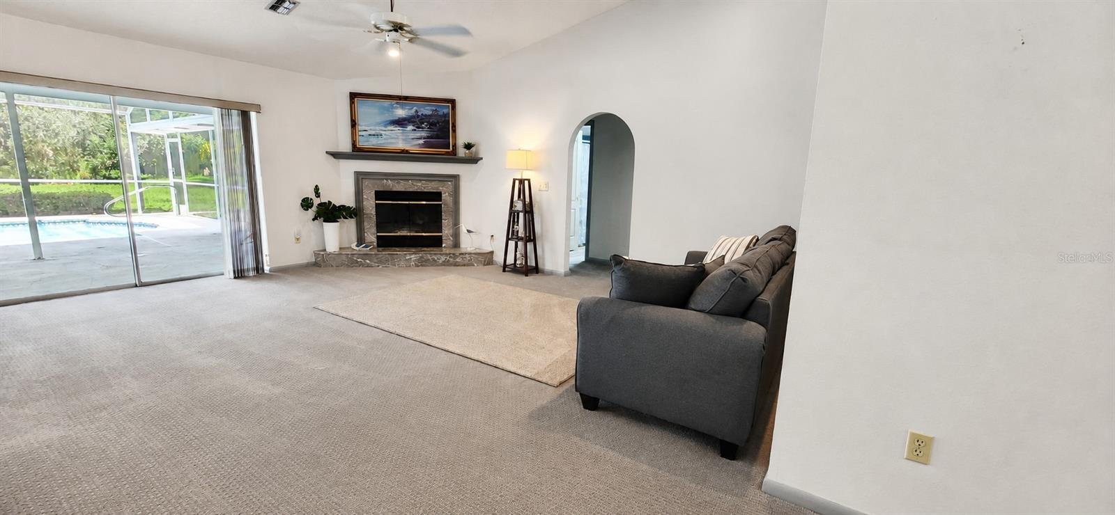 18451 WINDING OAKS BLVD — photo 8