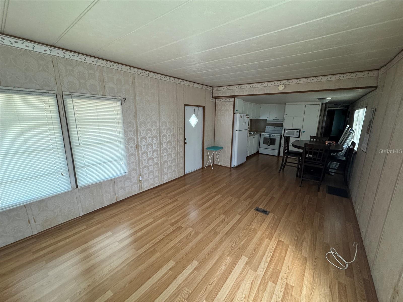 1843 SHADY COVE DR — photo 8