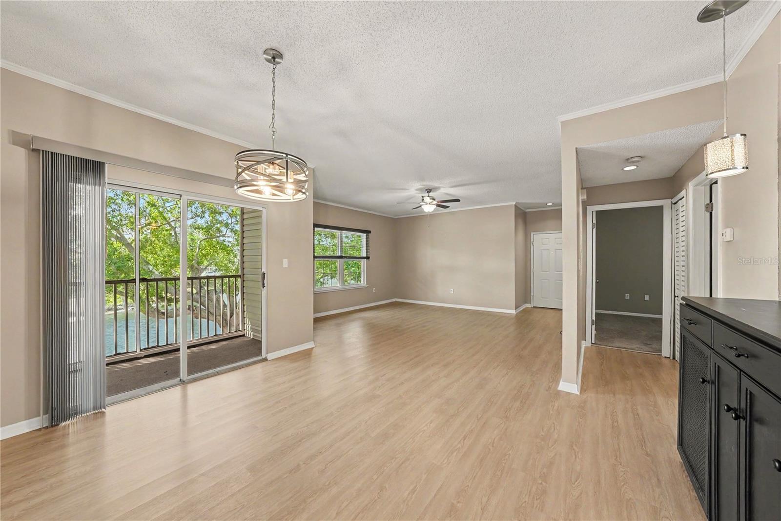 8350 SAVANNAH TRACE CIR #106 — photo 5