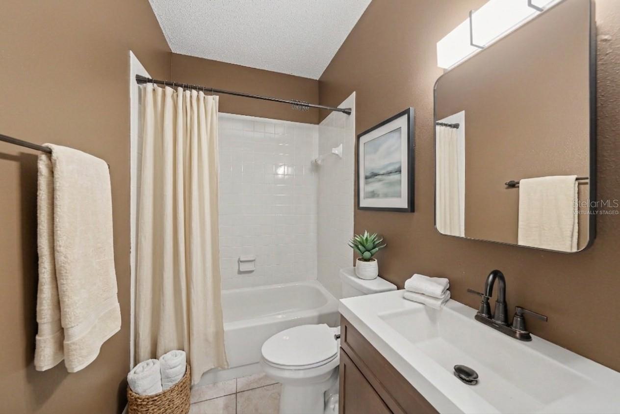 8350 SAVANNAH TRACE CIR #106 — photo 12