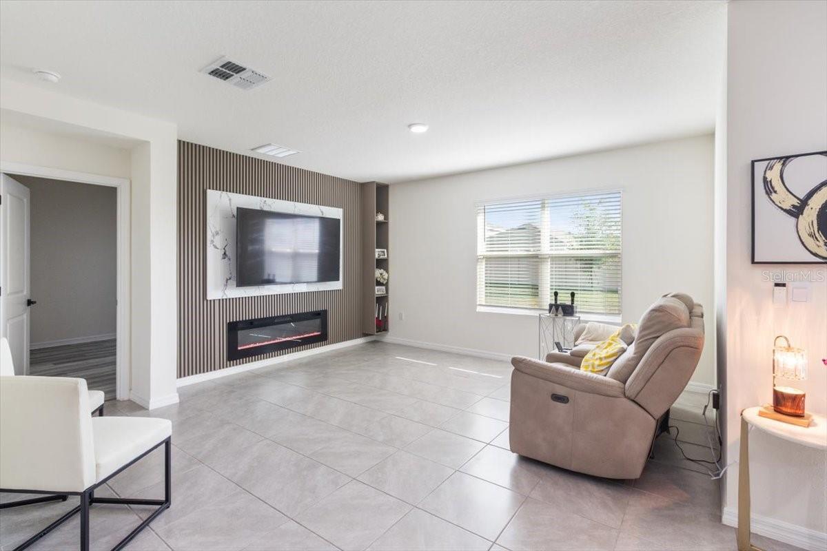35830 ELLSWORTH PL — photo 20
