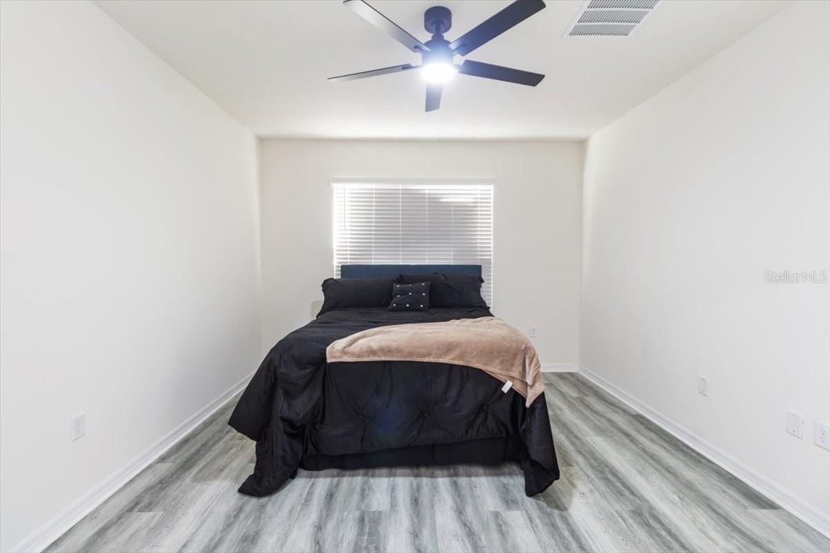 35830 ELLSWORTH PL — photo 23