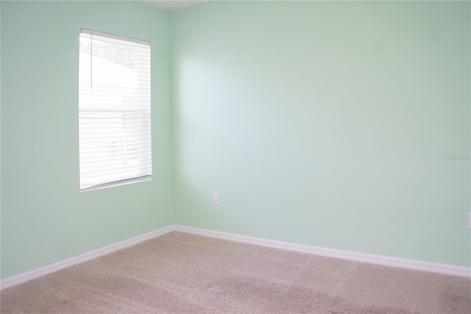 2614 GREENLEAF TER — photo 10