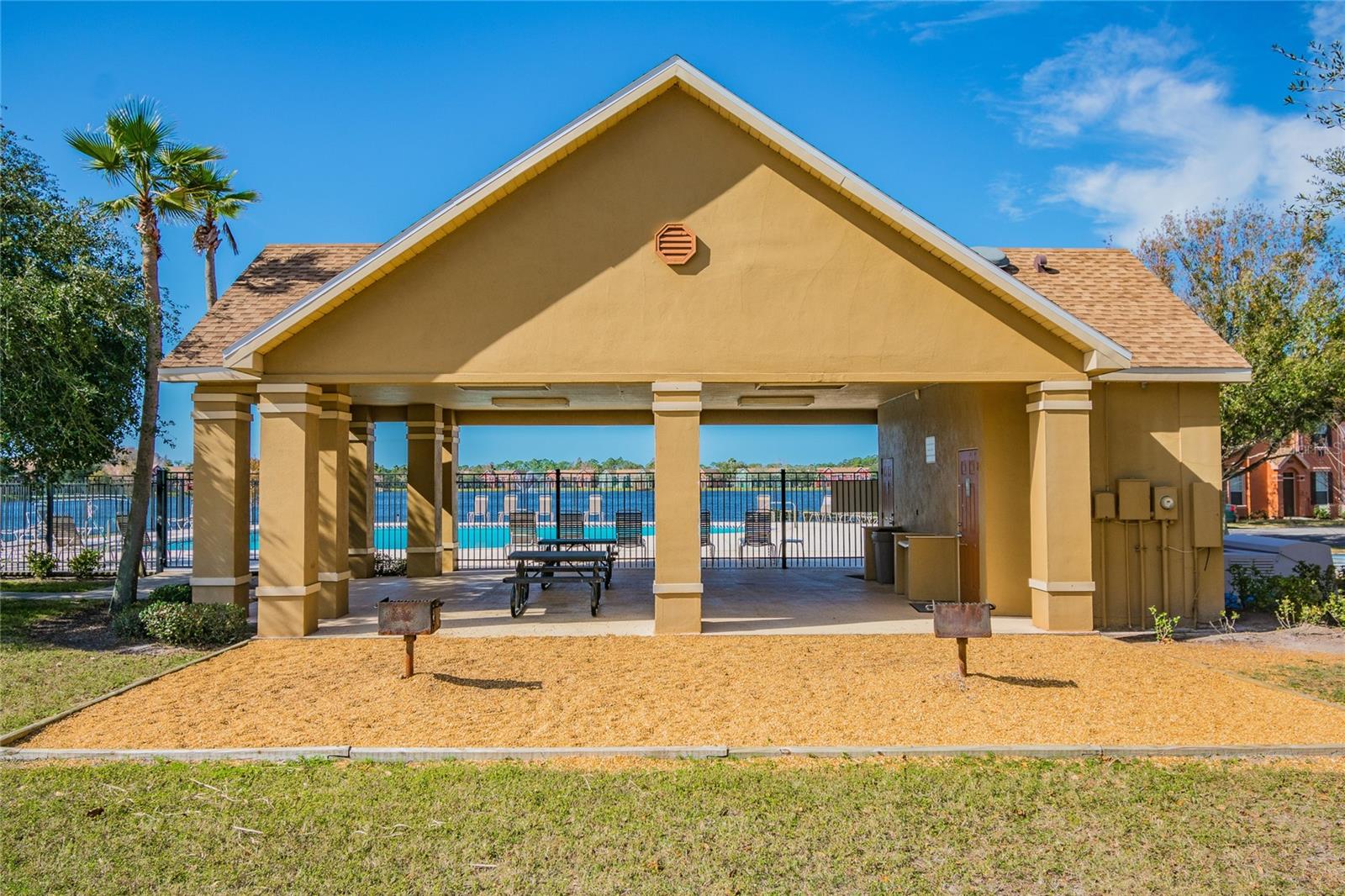 9632 LAKE CHASE ISLAND WAY #9632 — photo 31