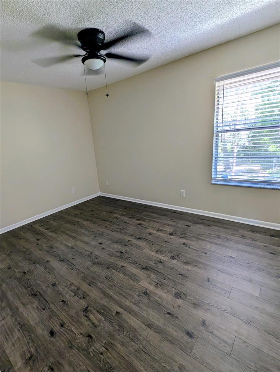3205 DEER CT — photo 7