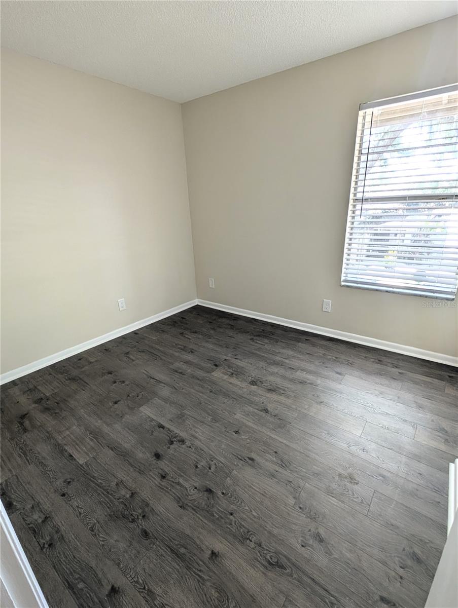 3205 DEER CT — photo 9