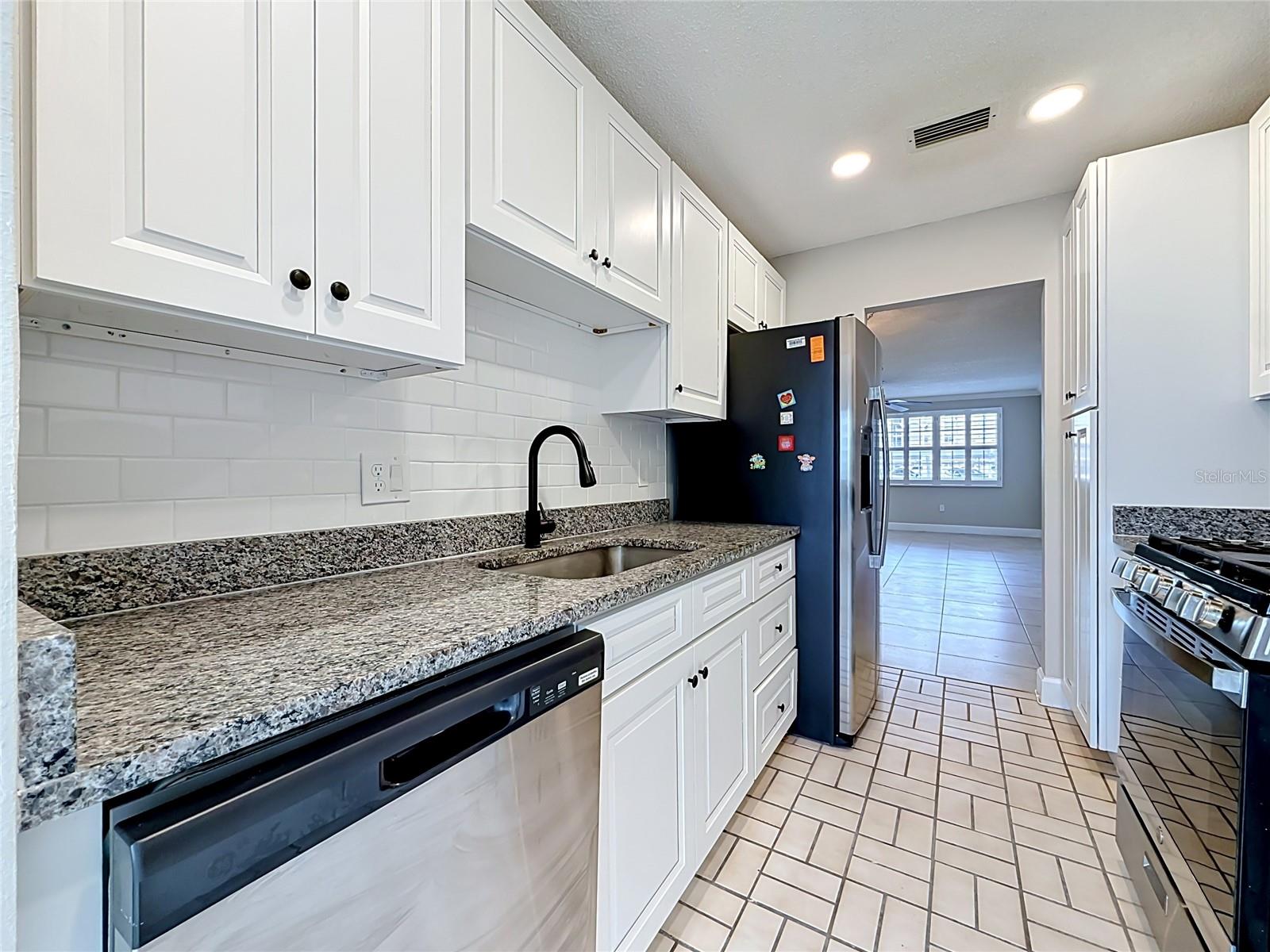 6025 SHORE BLVD S #106 — photo 12