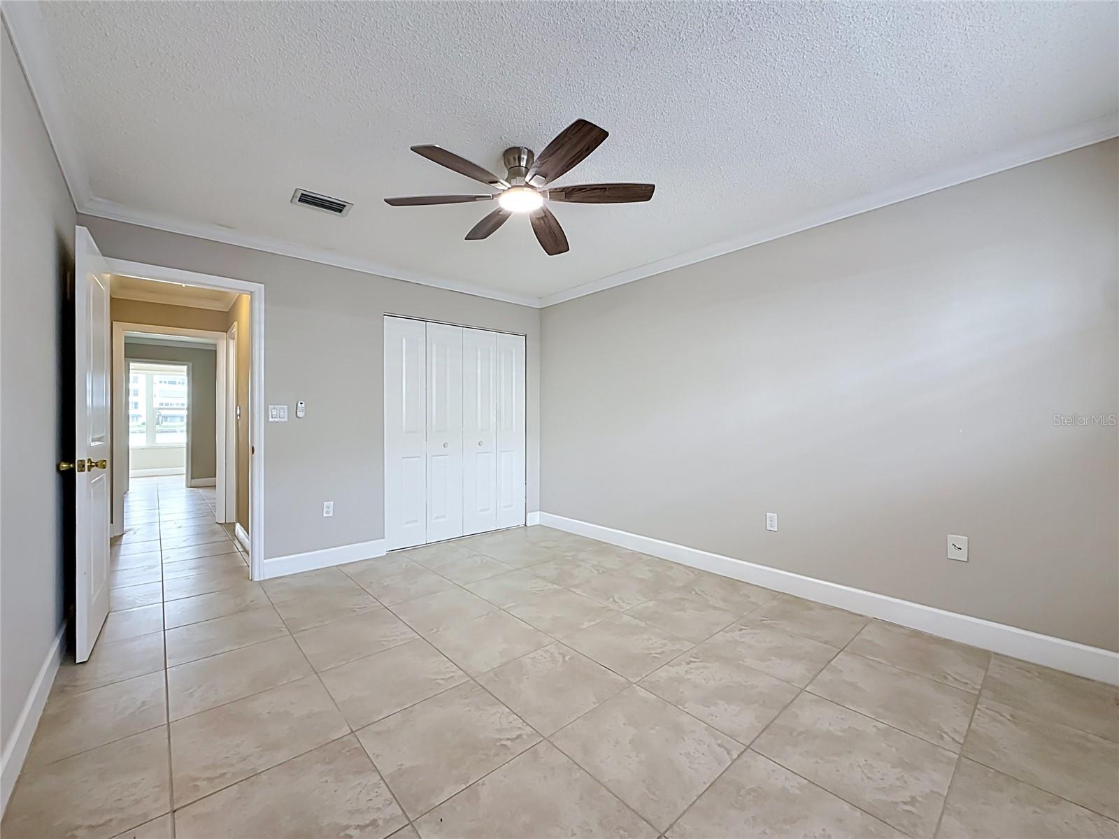 6025 SHORE BLVD S #106 — photo 32