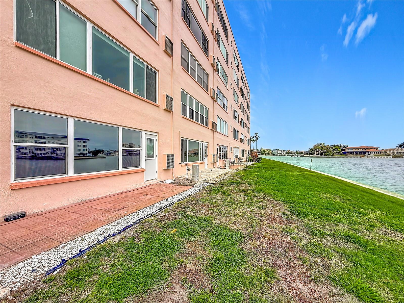 6025 SHORE BLVD S #106 — photo 44