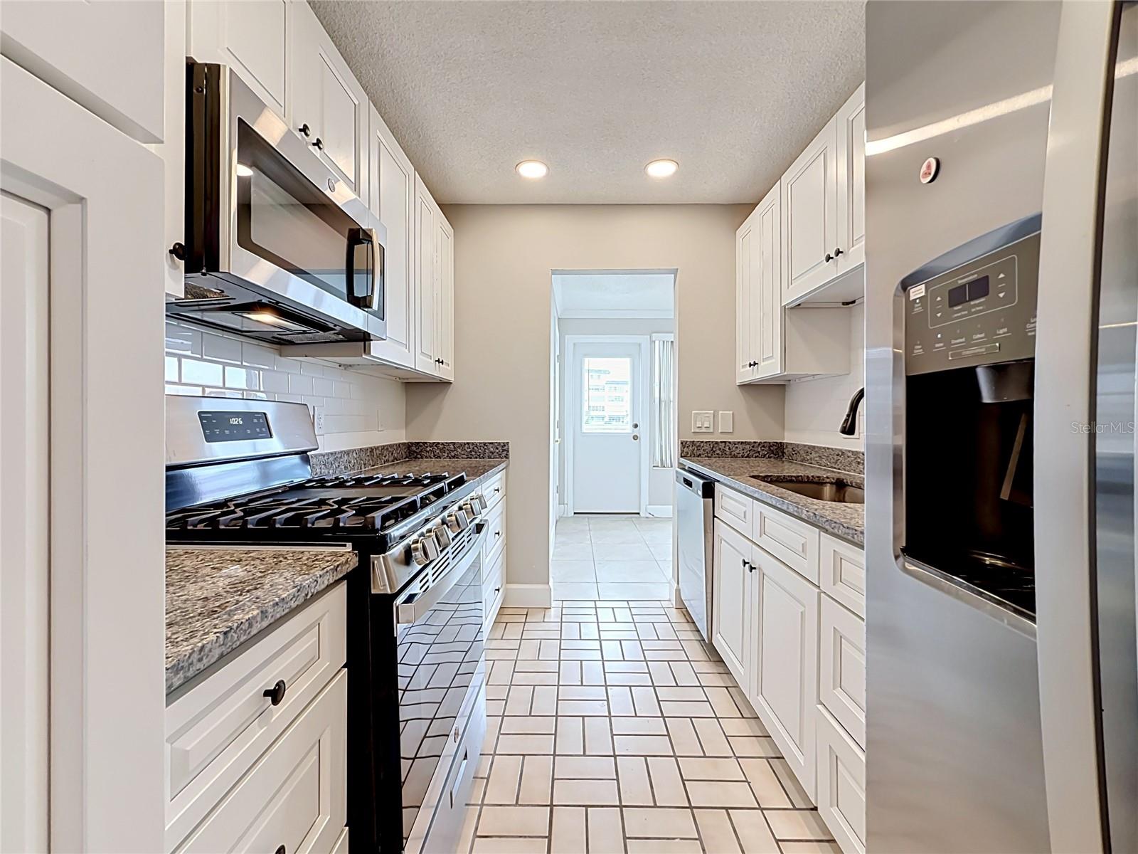 6025 SHORE BLVD S #106 — photo 15