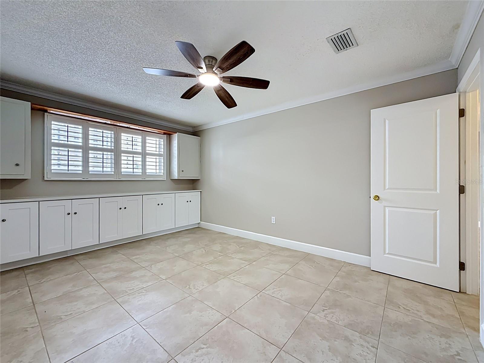 6025 SHORE BLVD S #106 — photo 30