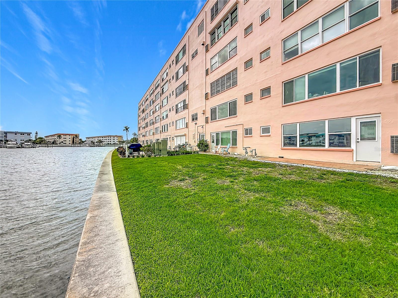 6025 SHORE BLVD S #106 — photo 46