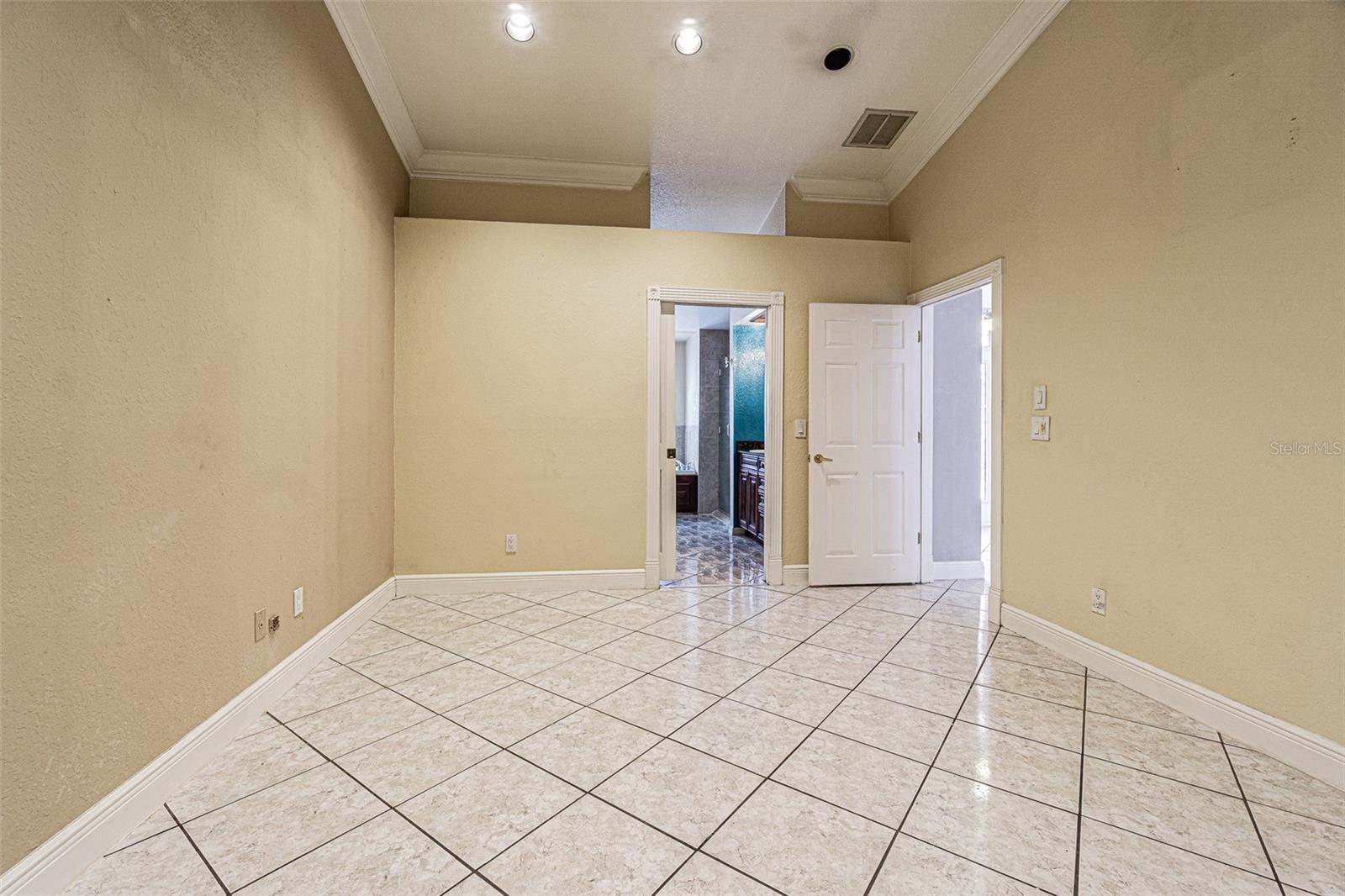 7715 CYPRESS TRACE CT — photo 26