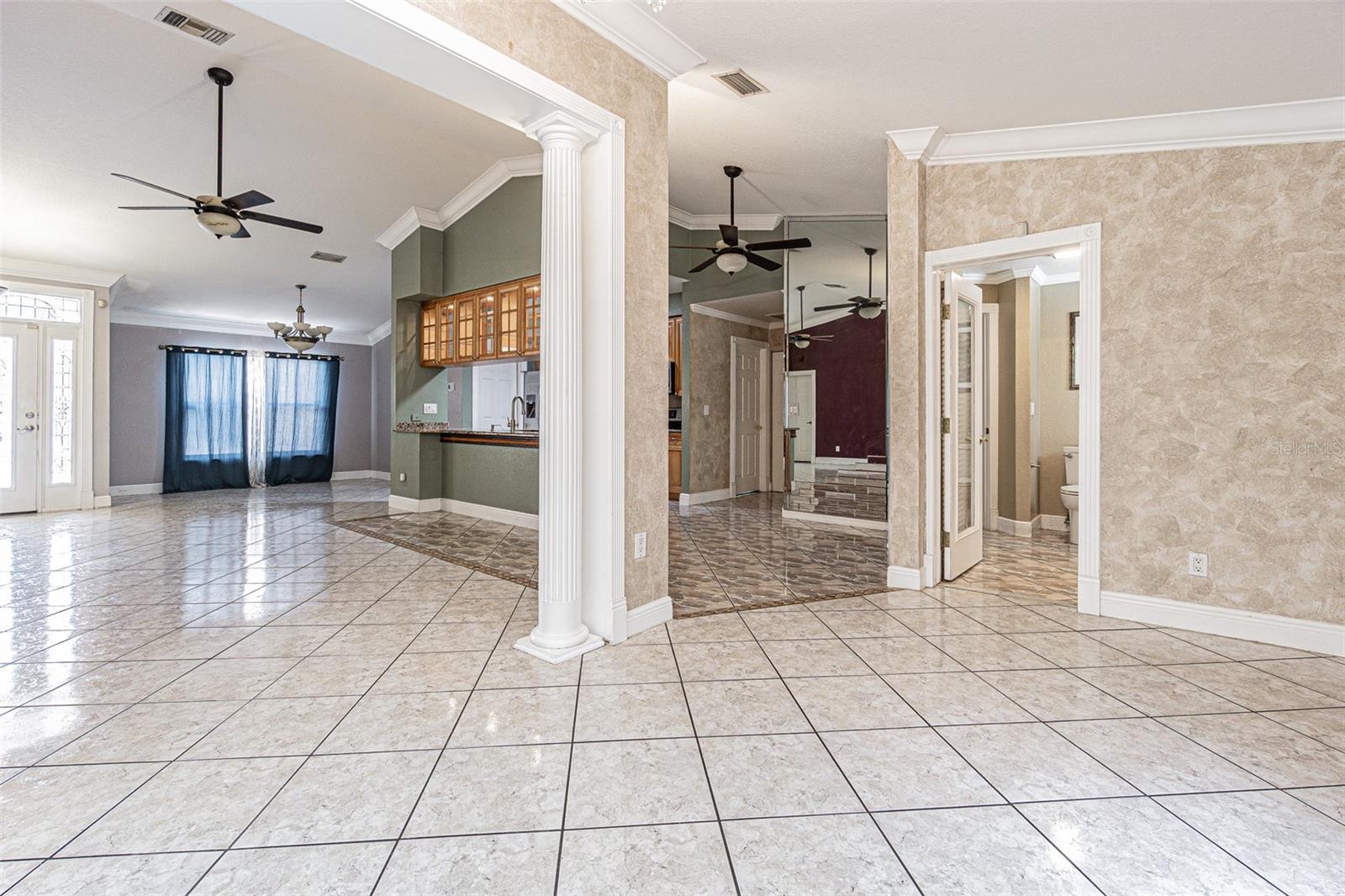 7715 CYPRESS TRACE CT — photo 5