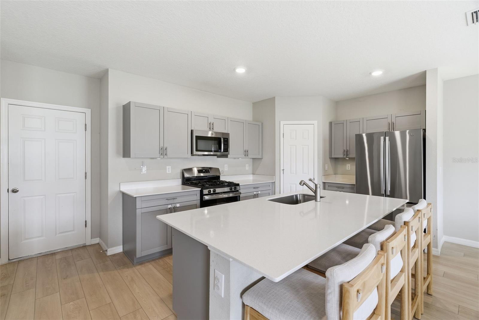 12950 PASTURE WOODS PL — photo 8