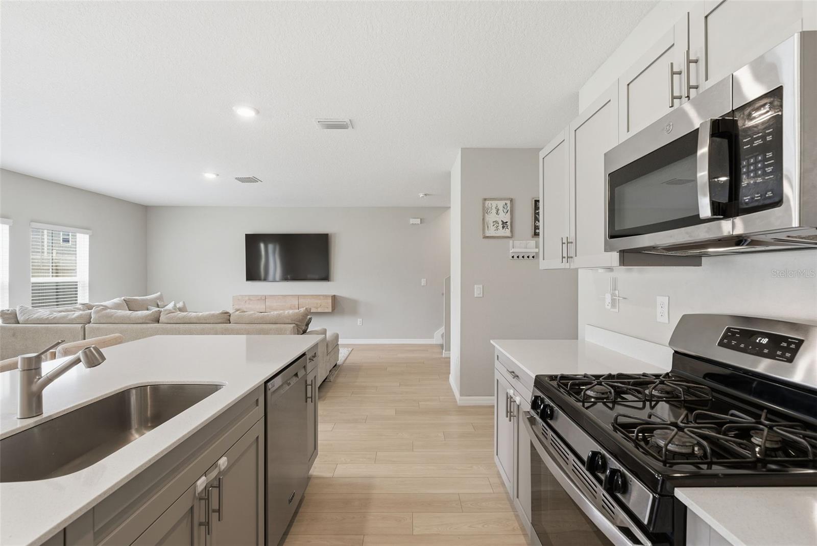 12950 PASTURE WOODS PL — photo 9
